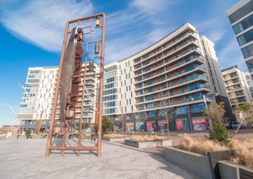 Titanic Quarter Apartment 贝尔法斯特 外观 照片