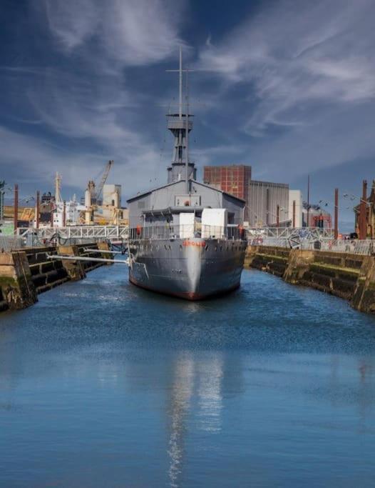 Titanic Quarter Apartment 贝尔法斯特 外观 照片