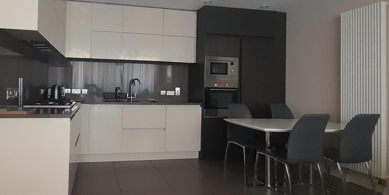 Titanic Quarter Apartment 贝尔法斯特 外观 照片